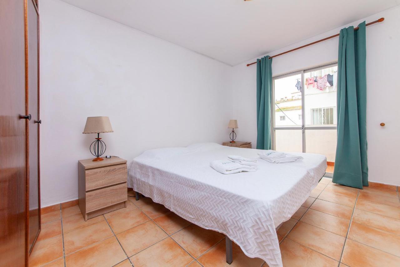 B18 - Village Street Apartment Lagos Zewnętrze zdjęcie
