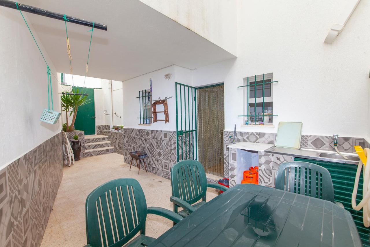 B18 - Village Street Apartment Lagos Zewnętrze zdjęcie