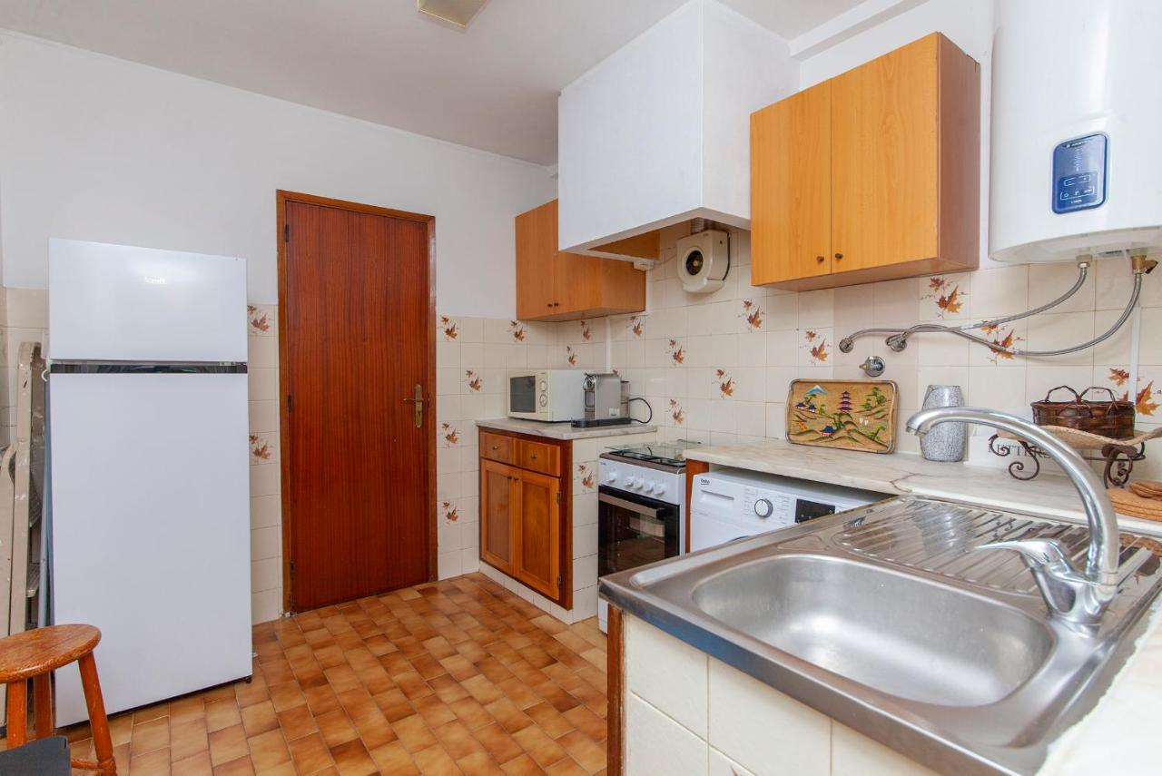 B18 - Village Street Apartment Lagos Zewnętrze zdjęcie